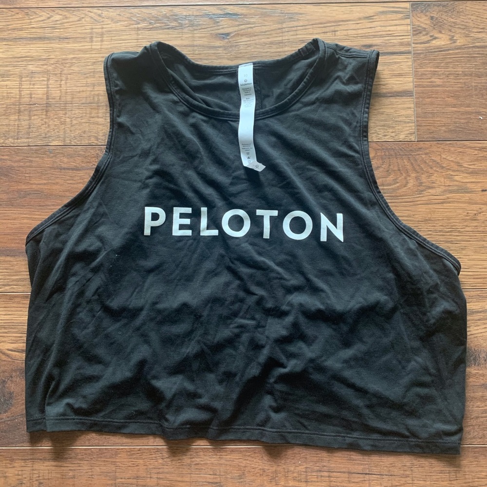 Lululemon Peloton Crop Workout Tank ❤️